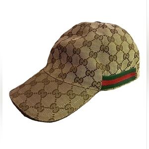 🟢🔴🟢 GUCCI MEDIUM SHERRYLINE ADJUSTABLE CAP 🟢🔴🟢